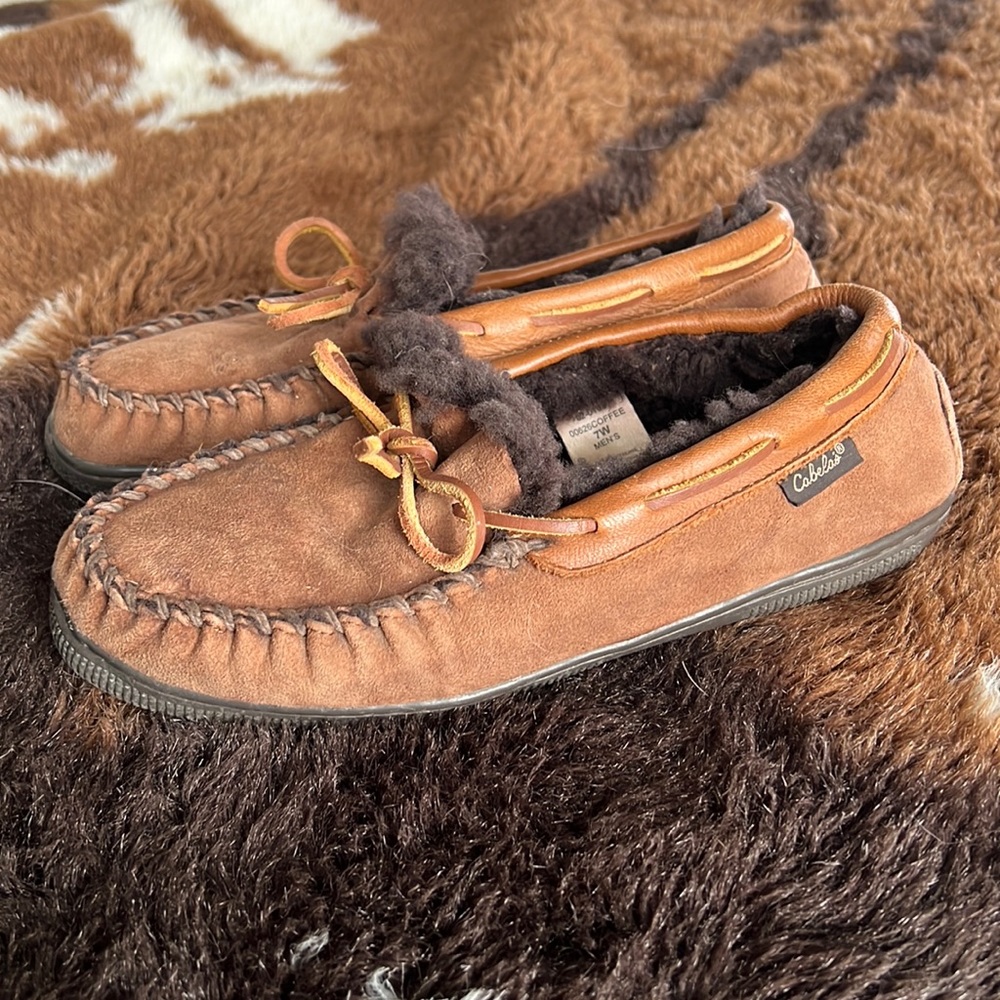 Cabelas Moccasins